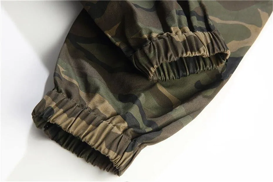 Streetwear Men's Camouflage Loose Fit Cargo Joggers